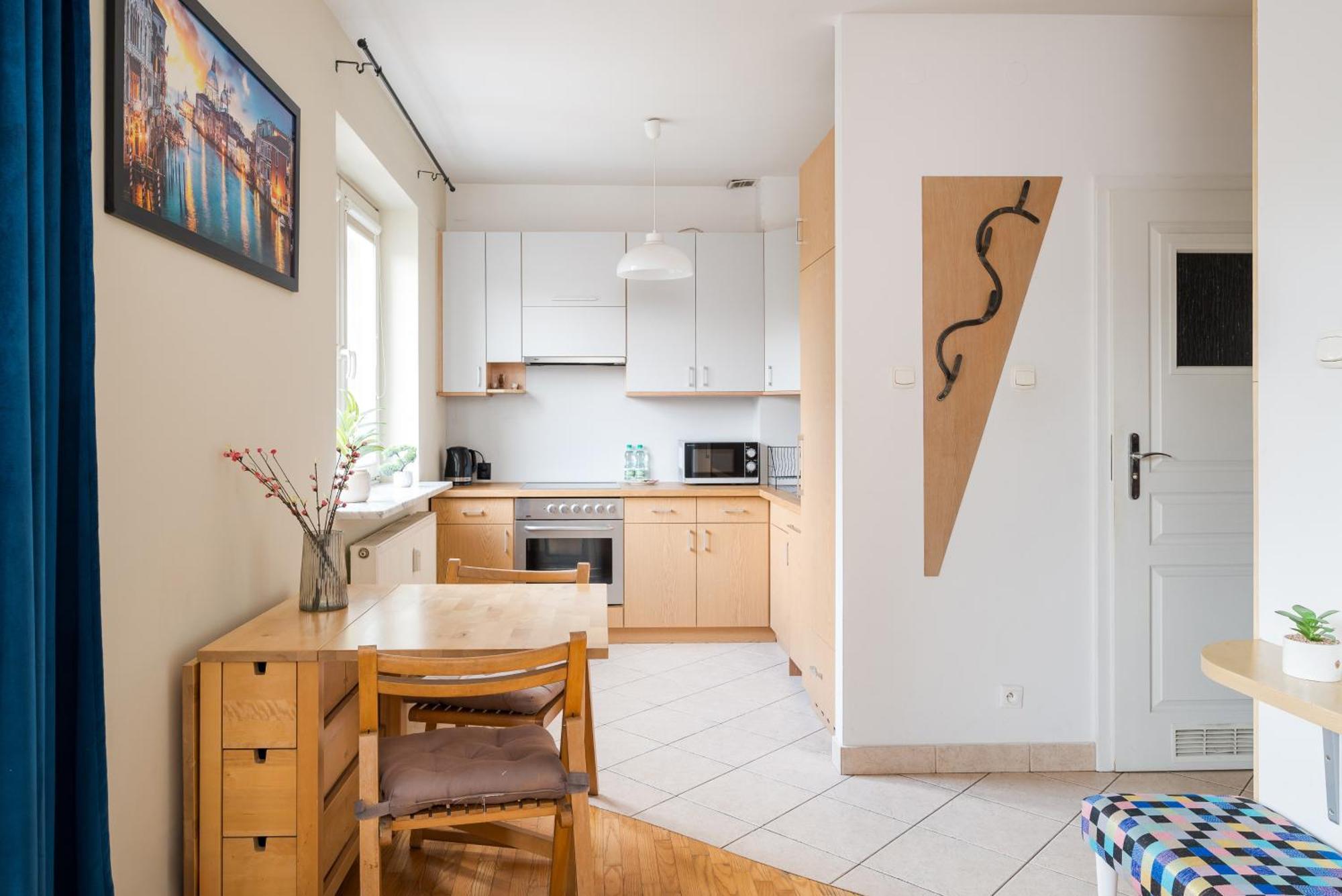 Metro Mlynow Pleasant Apartament Varsó Kültér fotó